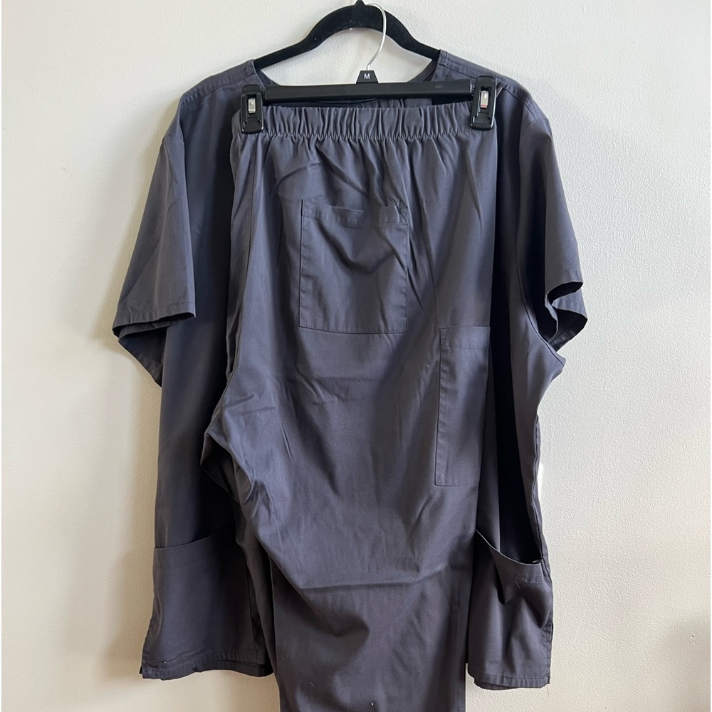 Scrub uniform set